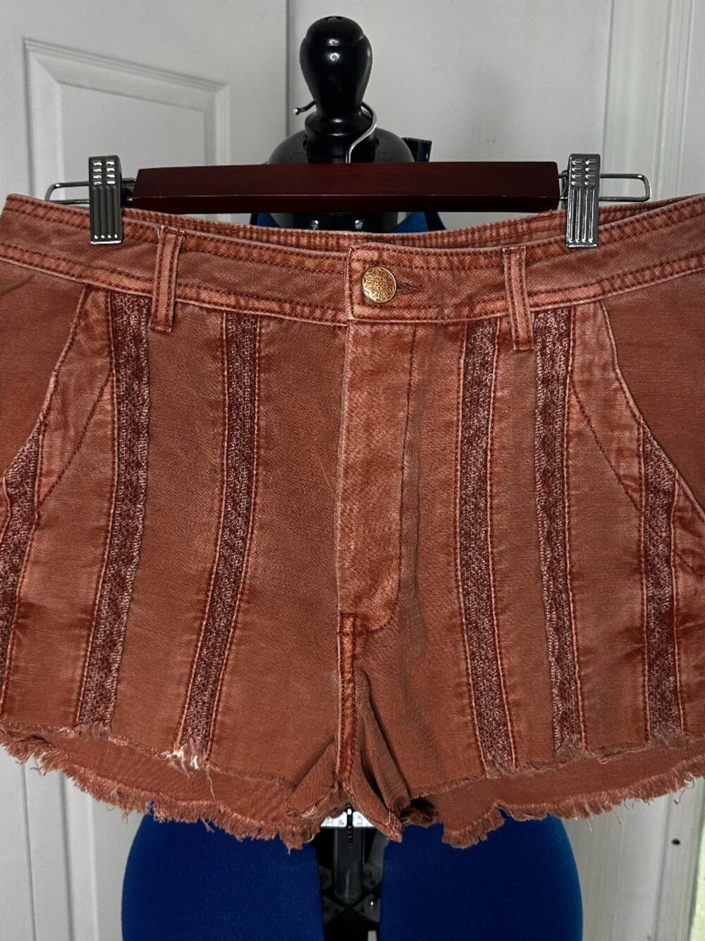 Free People Great Expectations Lace Trim Casual Denim Shorts Peach Size 10